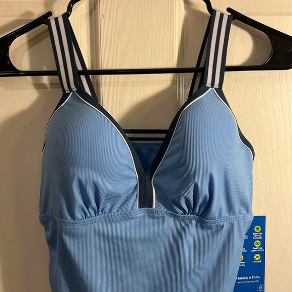 NWT free cycle swimwear molded cup rib, tankini size small - Picture 2 of 6